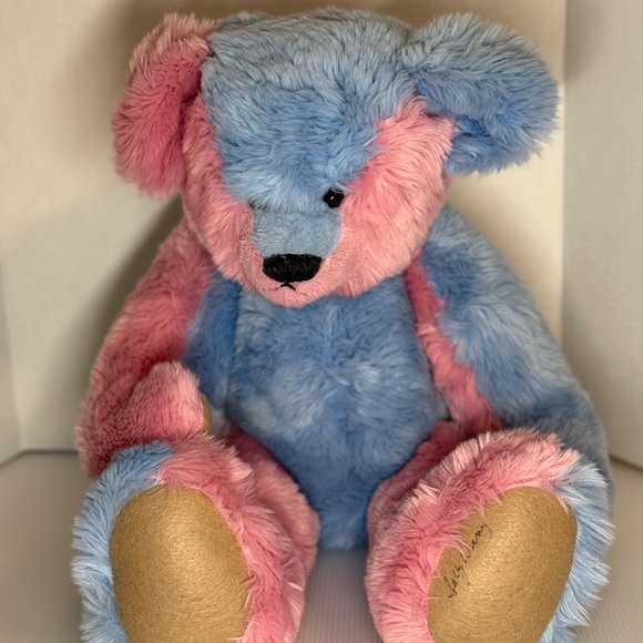 Sally Winey Signed 1996 Custom Bear made with material from Germany OOAK Vintage - Picture 3 of 12